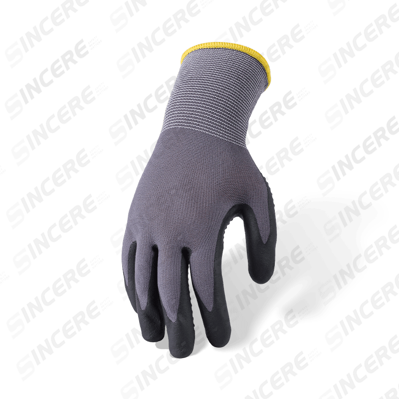 Guantes de spandex de nailon calibre 15 con palma de microespuma de nitrilo negro y agarre antideslizante con puntos de nitrilo