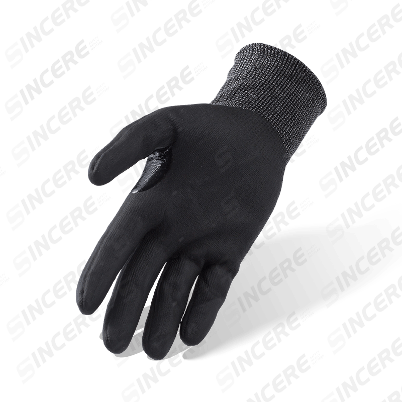 Guantes resistentes a cortes ANSI A6 calibre 18 con palma de microespuma de nitrilo negro y entrepierna de pulgar reforzada — Protección contra cortes pesados de calibre fino Guantes resistentes a cortes ANSI A6 calibre 18 con palma de microespuma de nitrilo negro y entrepierna de pulgar reforzada — Protección contra cortes pesados de calibre fino